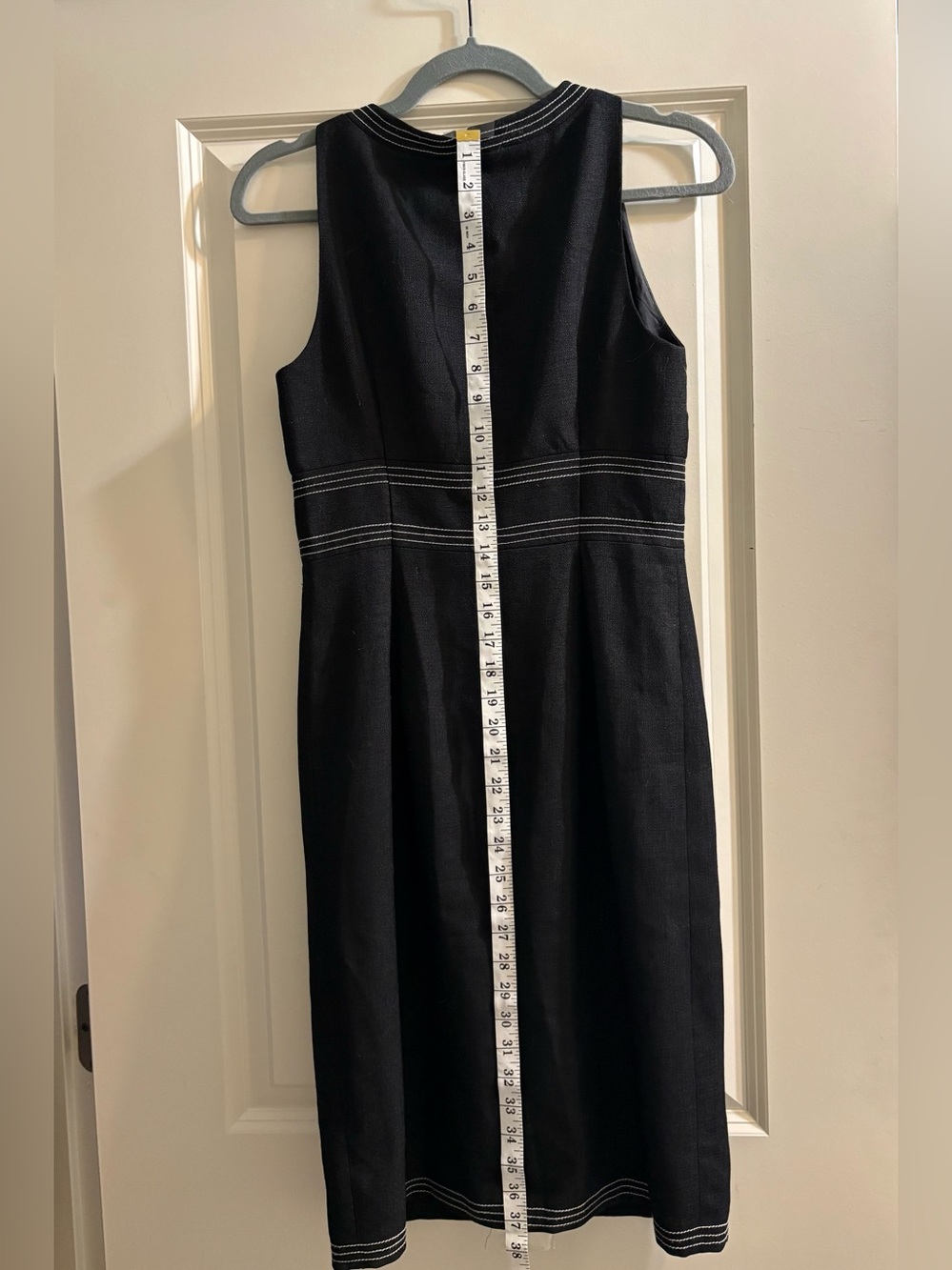 David Meister Black Midi Sheath Dress with Contrast Stitching size 6
Classic - Picture 8 of 8